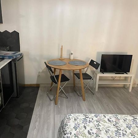 Studio One Proche Ligne 14 Kremlin Bicetre 아르퀼 외부 사진
